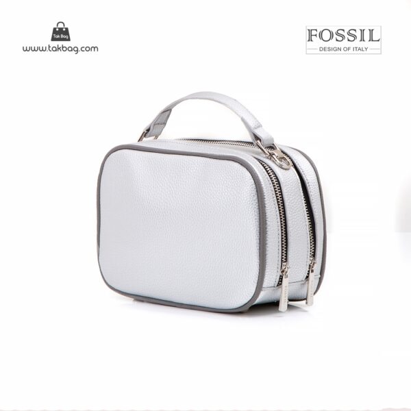 کیف رودوشی زنانه کد TB-6144 برند فسیل رنگ نقره ای از پشت ( fossil tb-6144 )