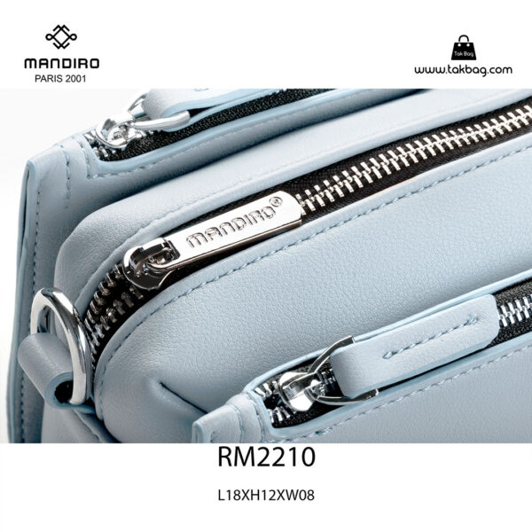 کیف رودوشی زنانه کد RM-2210 برند ماندیرو رنگ آبی از نزدیک ( mandiro RM-2210 )