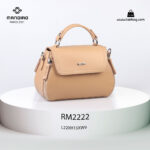 کیف رودوشی زنانه کد RM-2222 برند ماندیرو رنگ کافی از جلو ( mandiro RM-2222 )