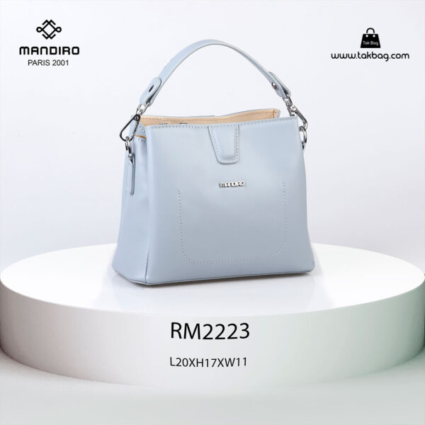 کیف رودوشی زنانه کد RM-2223 برند ماندیرو رنگ آبی از جلو ( mandiro RM-2223 )