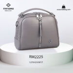 کیف رودوشی زنانه کد RM-2225 برند ماندیرو رنگ طوسی از جلو ( mandiro RM-2225 )