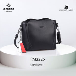کیف رودوشی زنانه کد RM-2226 برند ماندیرو رنگ مشکی از جلو ( mandiro RM-2226 )