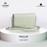 کیف رودوشی زنانه کد RM-2228 برند ماندیرو رنگ سبز از جلو ( mandiro RM-2228 )