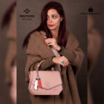 کیف رودوشی زنانه کد RM-2227 برند ماندیرو رنگ صورتی با مدل ( mandiro RM-2227 )