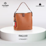 کیف دستی زنانه کد RM-2230 برند ماندیرو رنگ قهوه ای از جلو ( mandiro RM-2230 )
