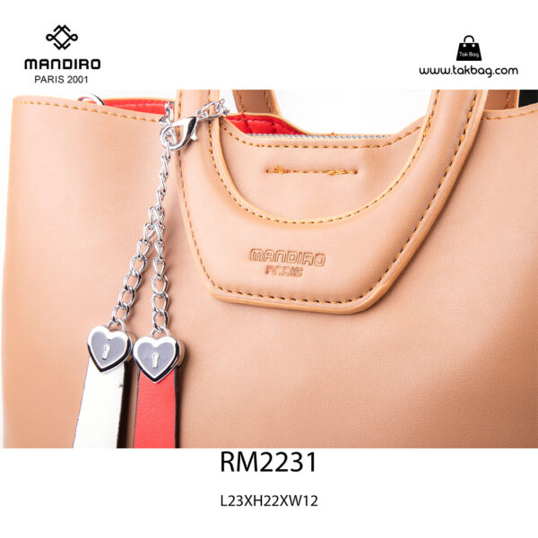 کیف دستی زنانه کد RM-2231 برند ماندیرو رنگ کافی از نزدیک ( mandiro RM-2231 )