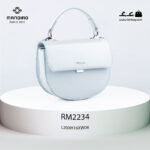 کیف رودوشی زنانه کد RM-2234 برند ماندیرو رنگ آبی از جلو ( mandiro RM-2234 )