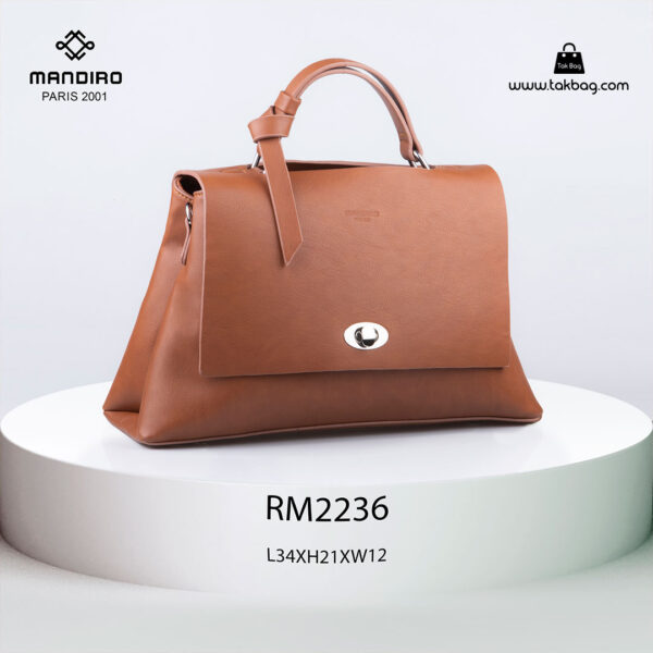 کیف رودوشی زنانه کد RM-2236 برند ماندیرو رنگ قهوه ای از جلو ( mandiro RM-2236 )