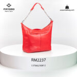 کیف رودوشی زنانه کد RM-2237 برند ماندیرو رنگ قرمز از پشت ( mandiro RM-2237 )