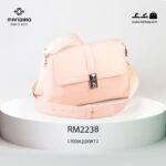 کیف رودوشی زنانه کد RM-2238 برند ماندیرو رنگ صورتی از جلو ( mandiro RM-2238 )