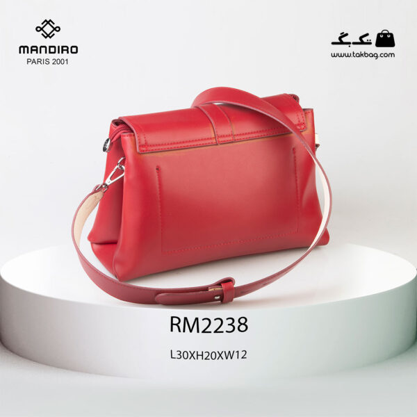 کیف رودوشی زنانه کد RM-2238 برند ماندیرو رنگ قرمز از پشت ( mandiro RM-2238 )