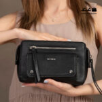 کیف رودوشی زنانه کد RM-2241 برند ماندیرو رنگ مشکی با مدل ( mandiro RM-2241 )