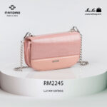 کیف رودوشی زنانه کد RM-2245 برند ماندیرو رنگ صورتی از جلو ( mandiro RM-2245 )