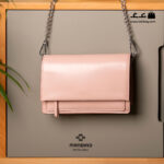 کیف رودوشی زنانه کد RM-2246 برند ماندیرو رنگ صورتی از جلو ( mandiro RM-2246 )