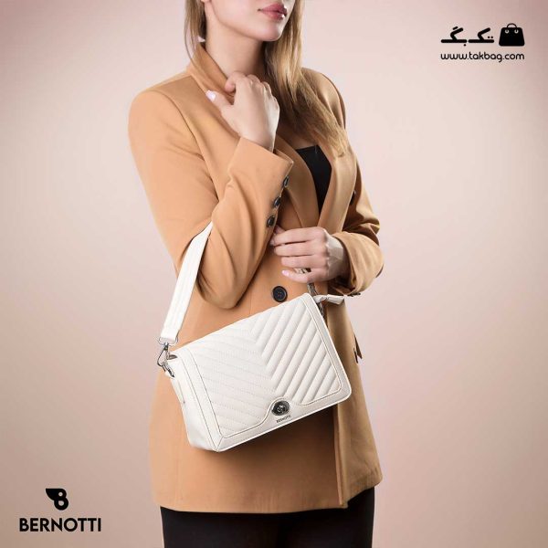 کیف رودوشی زنانه کد TB-6275 برند برنوتی رنگ بژ با مدل ( Bernotti tb-6275 )