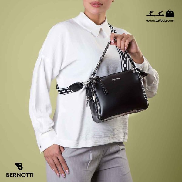 کیف رودوشی زنانه کد TB-6220 برند برنوتی رنگ مشکی با مدل ( Bernotti tb-6220 )