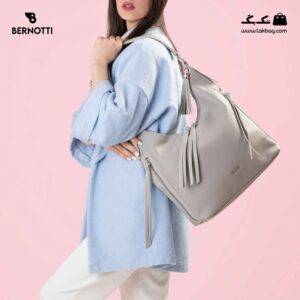 Women-Handbag-Bernotti-Brand-TB-6421-Gray-Color-Front-Model کیف رودوشی کد TB-6421 برند برنوتی رنگ طوسی از جلو محصول با مدل ( Bernotti tb-6421 )
